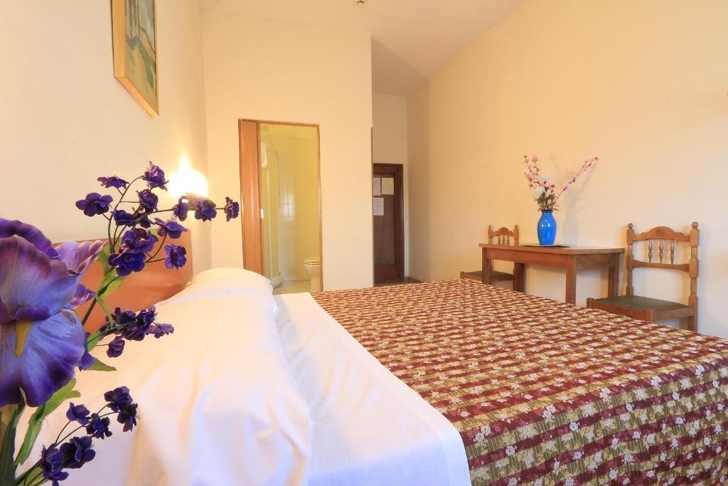 Hotel Ottaviani Firenze Ruang foto